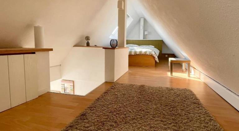 Bed & Breakfast  Deutsch-Luxemburger-Straße