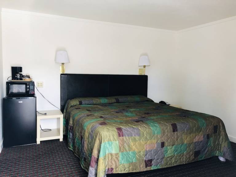 Motel  Garberville