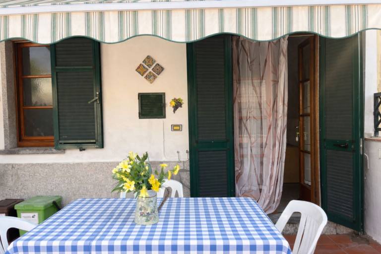 Amazing location 2 minutes from the beach! — photo 2
