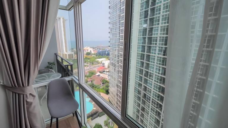 The Grand Jomtien Pattaya Beach one bedroom AC ROOM — photo 5
