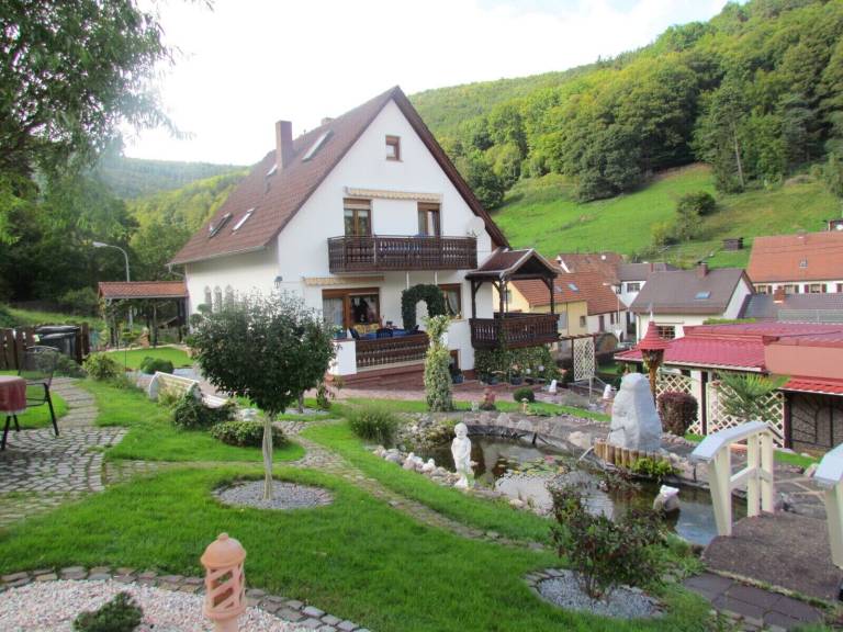 Ferienwohnung Rhodt unter Rietburg