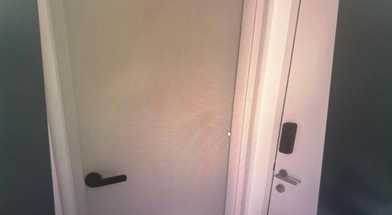 Apartment with pool — photo 5