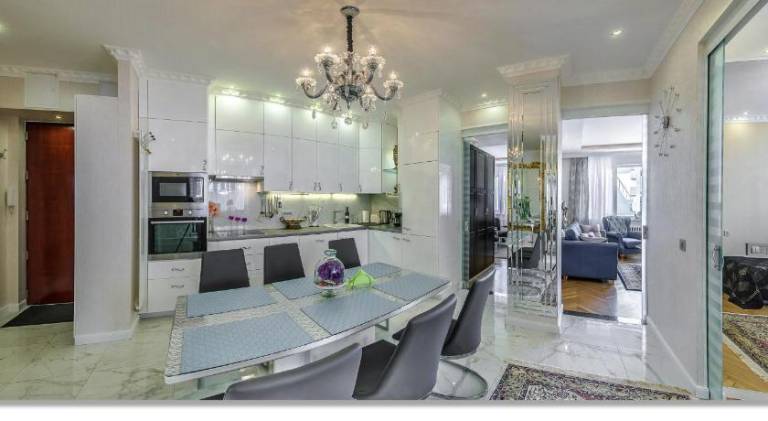 Ample rental apartment | Close to Buda Castle | Perfect for remote work | Pets are welcome — photo 3