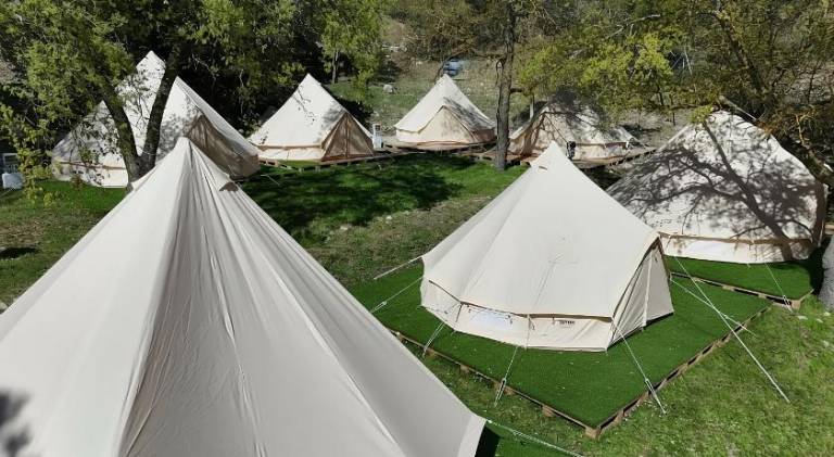 Nice tent with garden, barbeque & patio | Pets are welcome in Valladolid