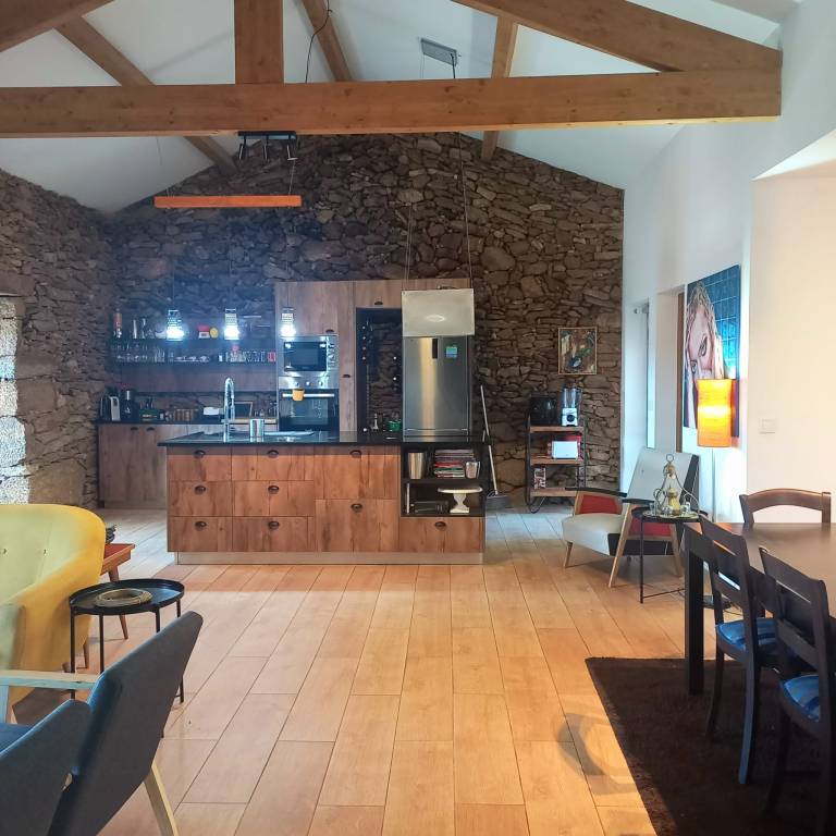 Family-oriented house with hot tub, pool & fast internet | Garden view | Perfect for remote work | Pet-friendly — photo 4