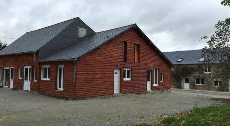 Beautiful house with yard, grill & patio | Pet-friendly in Mayenne