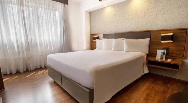 Hotel Deville Curitiba in Curitiba