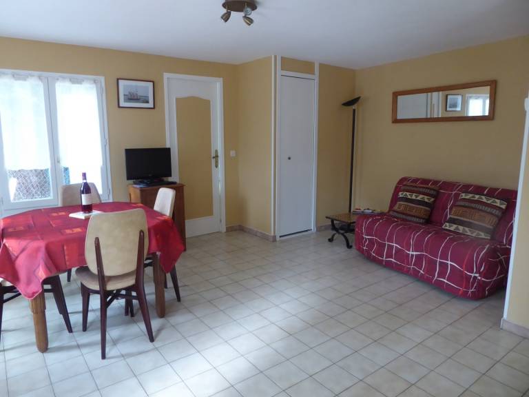 Fully equipped vacation home with garden & terrace | Garden view | Pets are welcome — photo 4