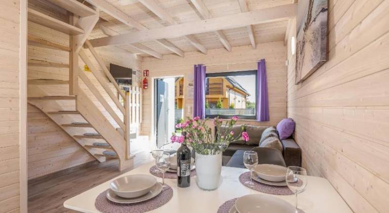 Vacation home with barbecue, yard & patio in Koszalin