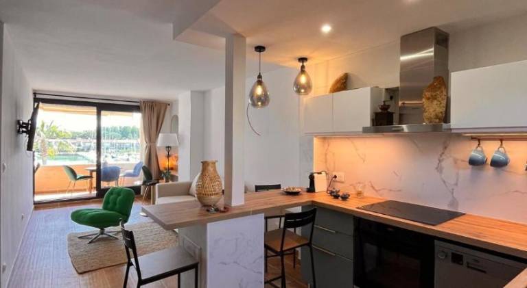 Holiday apartment with terrace — photo 3