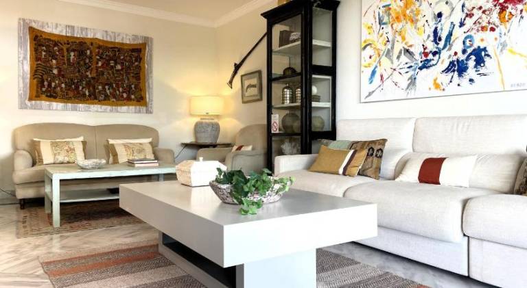 Wonderful rental apartment with patio & pool | Pets allowed — photo 2