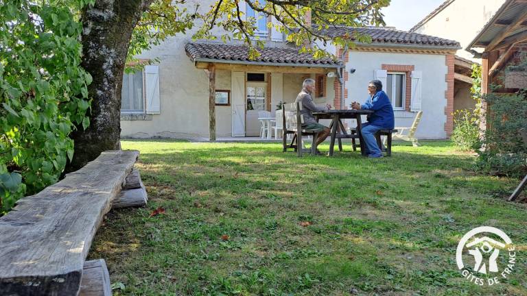 Fully equipped gite with grill, yard & terrace | Pets allowed — photo 4