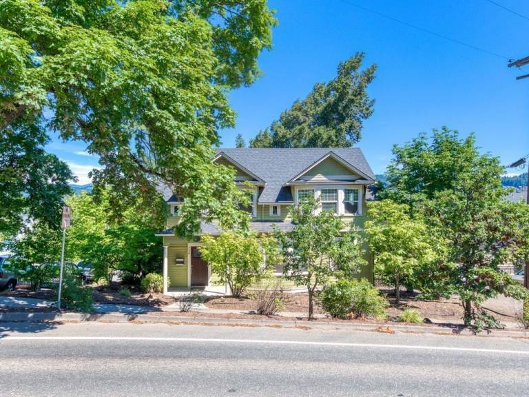House Hood River