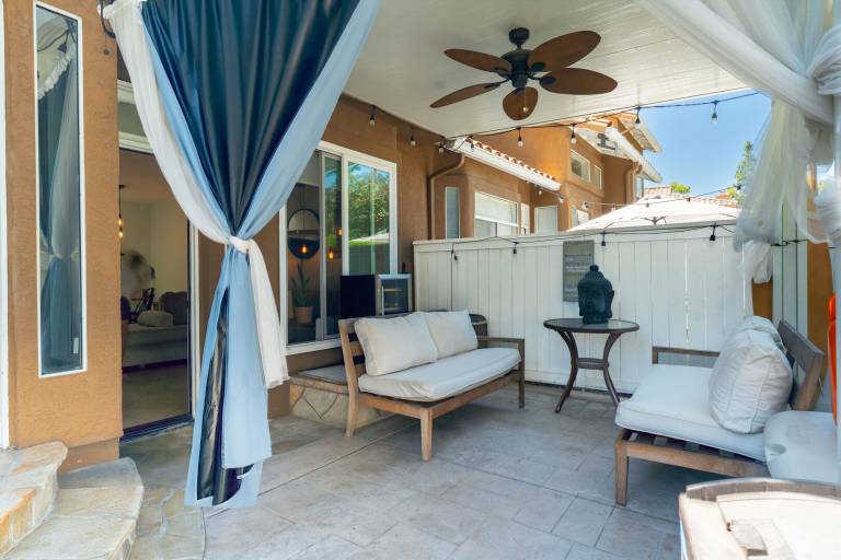 Condo with private pool — photo 5