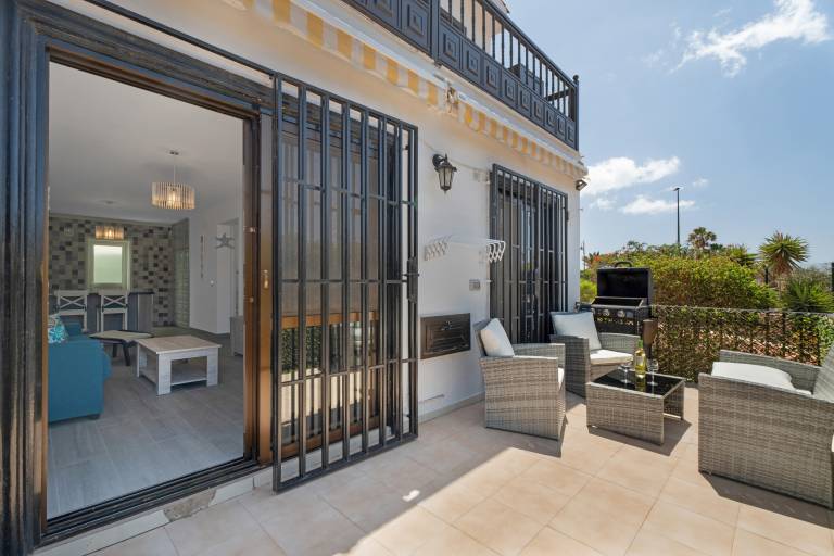 Children-friendly pleasant holiday apartment with terrace, BBQ & heated pool | Mountain view | Perfect for remote work | Dogs allowed — photo 3