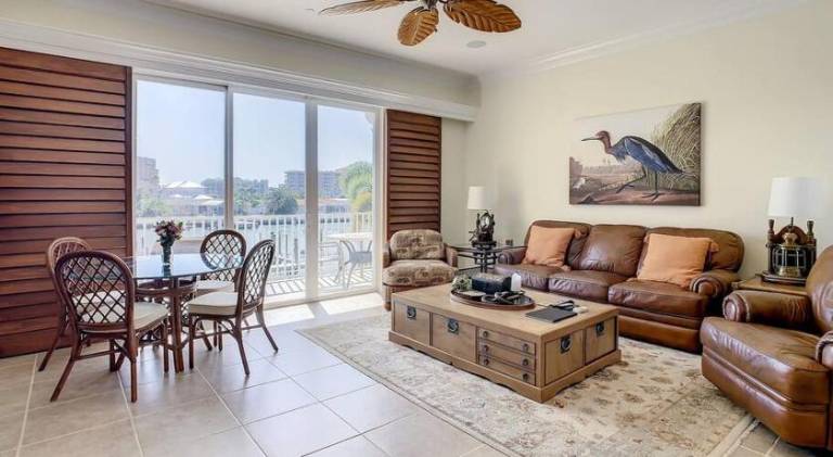 Vacation home with pool | Close to the beach | Pets are welcome — photo 2