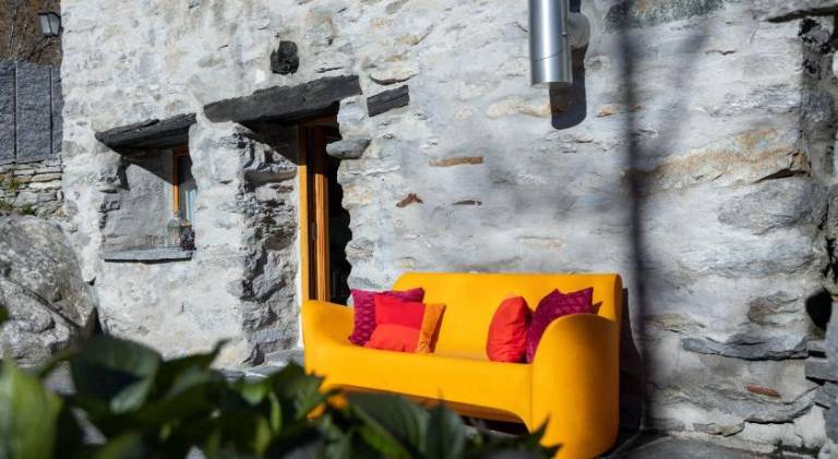 Vacation home with terrace, BBQ & garden — photo 4