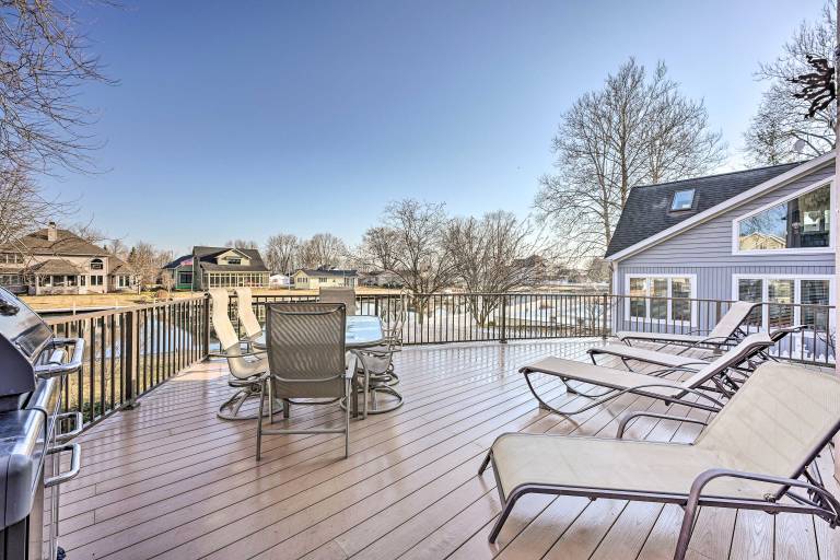 Spacious Syracuse Getaway w/ Waterfront Deck! — photo 2