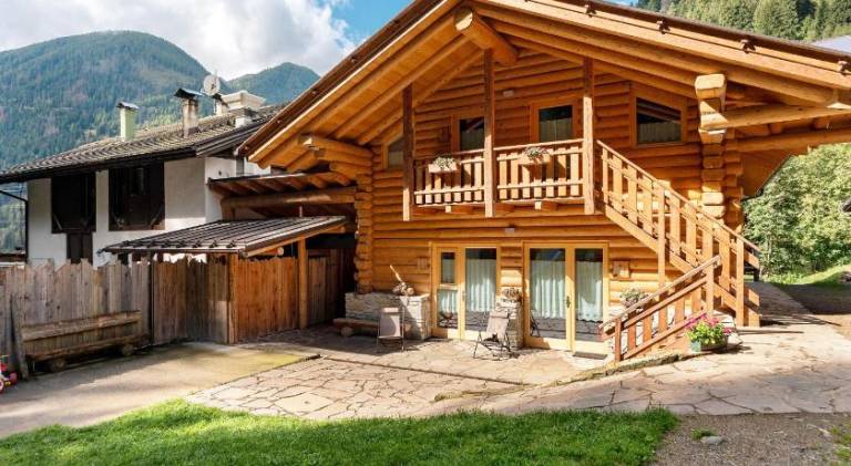 Farm with barbecue & garden in Pejo