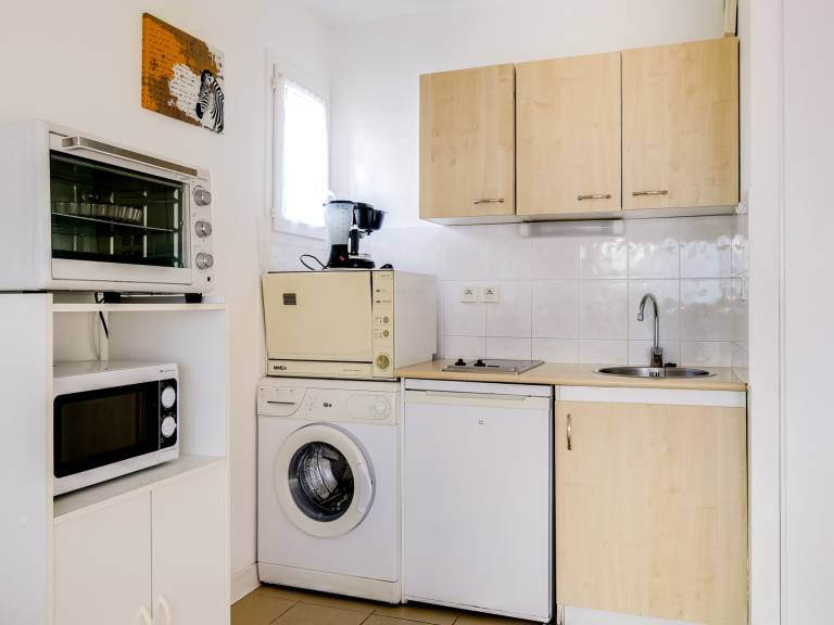 Biscarrosse: Appartement T3, 2 Chambres, Terrasse, Parking Privé à 50m de la Plage — photo 3