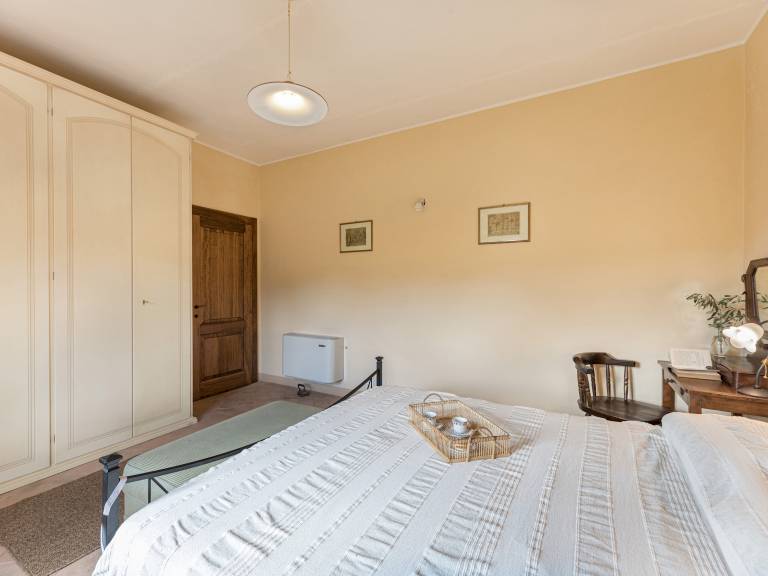 Child-friendly villa with private pool, BBQ & patio | Pool view | Pet-friendly — photo 4