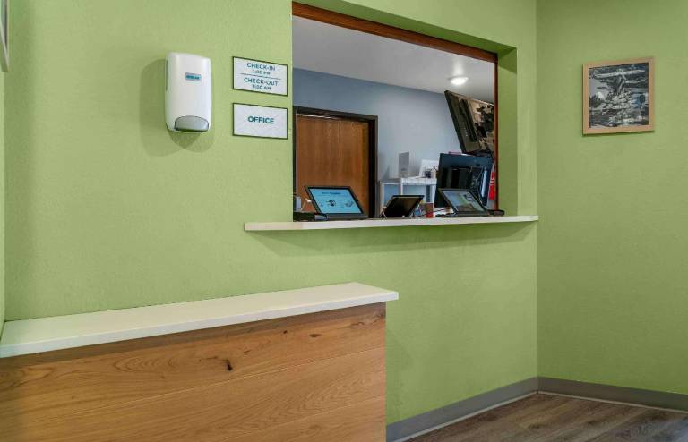 Extended Stay America Select Suites - Kalamazoo - West — photo 3