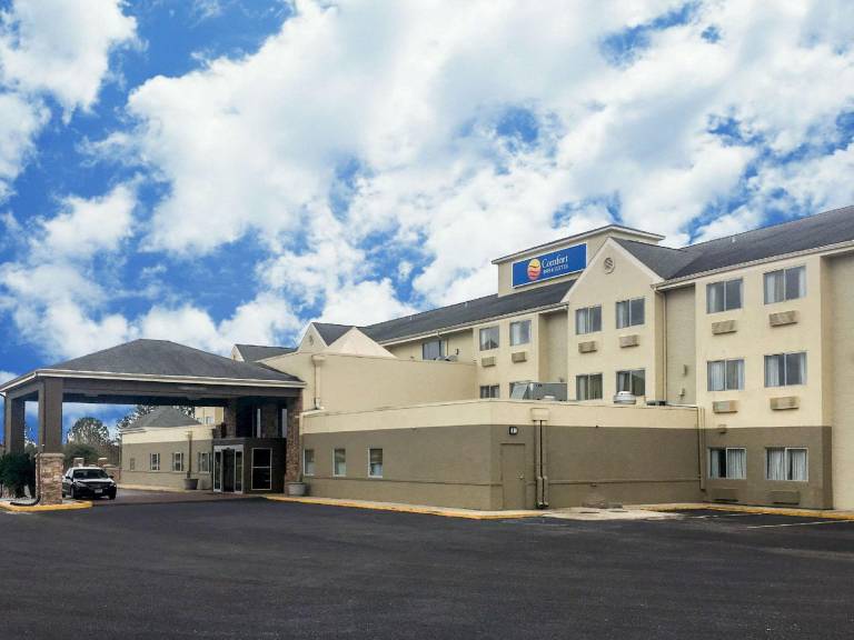 Comfort Inn & Suites Crystal Inn Sportsplex in Gulfport, MS