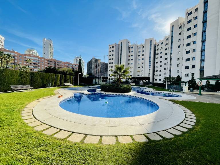 Child-friendly apartment with patio, garden & pool | Beach nearby | Pets allowed — photo 2