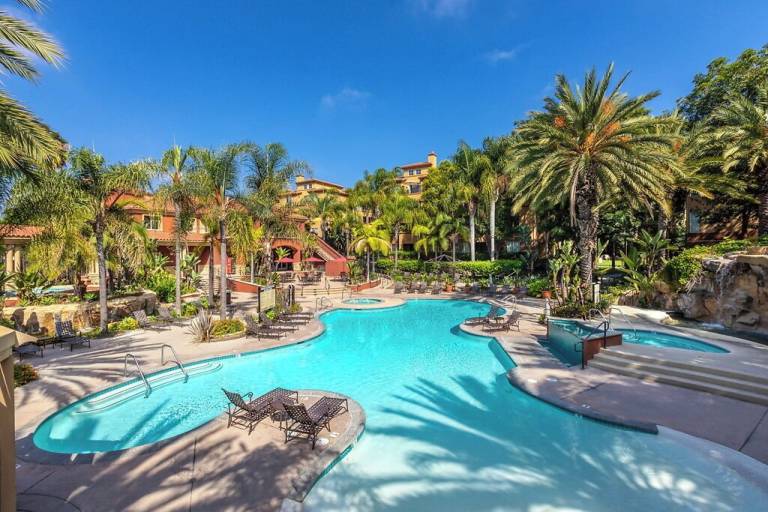 Apartment  Ladera Heights