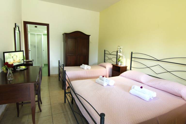 Agriturismo Vulcano: Monolocale con angolo cottura casa Carolea — photo 3