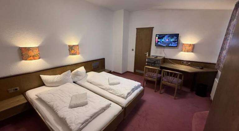 Hotel Merkur — photo 2