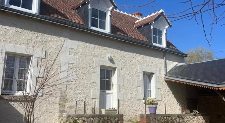 House with 1 room for 6 persons in Loches