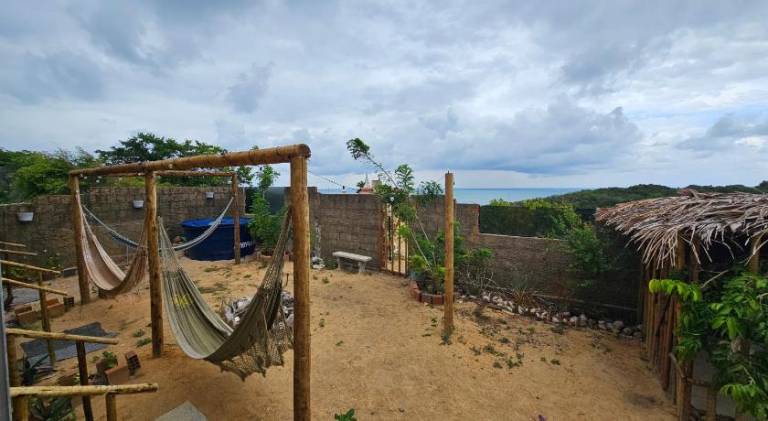 CAMPING CONTAINER VISTA MAR na Falesia de Tabatinga II — photo 4