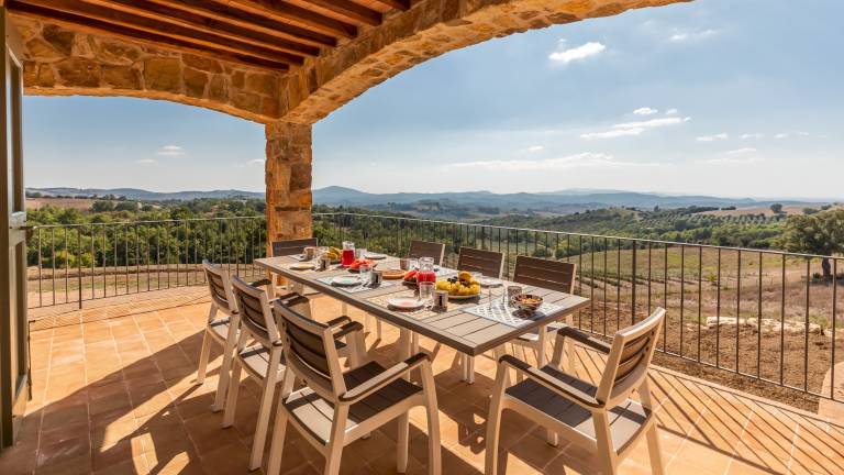 Family-oriented villa with barbeque, private pool & garden | Pets are welcome — photo 3