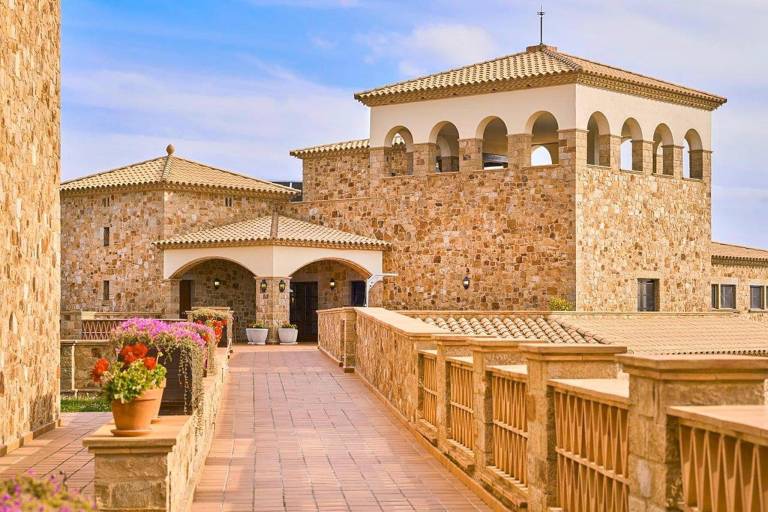 Charming holiday apartment with pool | Pet-friendly in Castell-Platja d'Aro