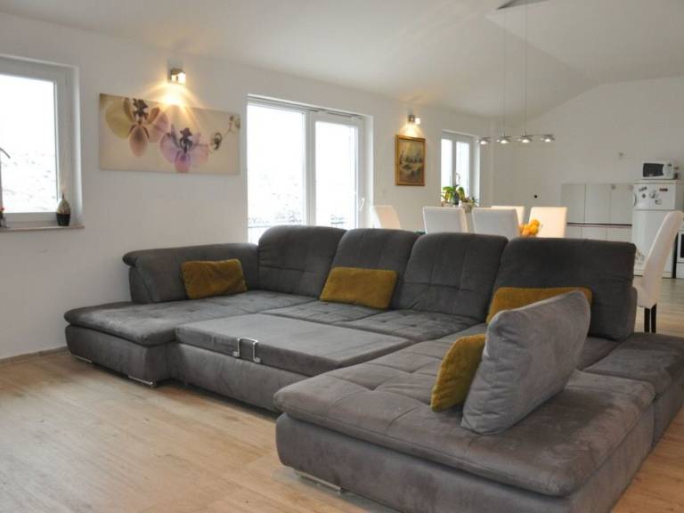 Holiday apartment with grill & garden — photo 2
