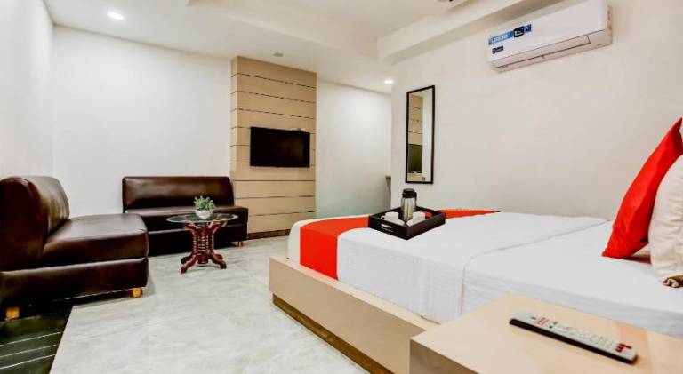 Hotel O Jo Jo