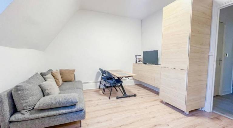 Rental apartment with 1 room for 4 persons in Vichy