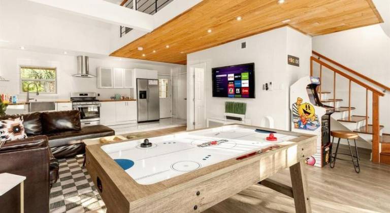 325 m&sup2; Ferienhaus