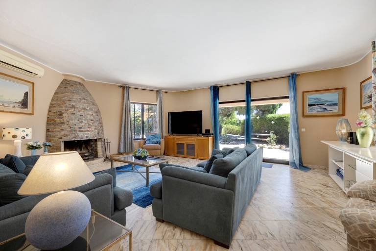 Villa "Casa Canavial" with Sea View, Private Pool & Wi-Fi — photo 4