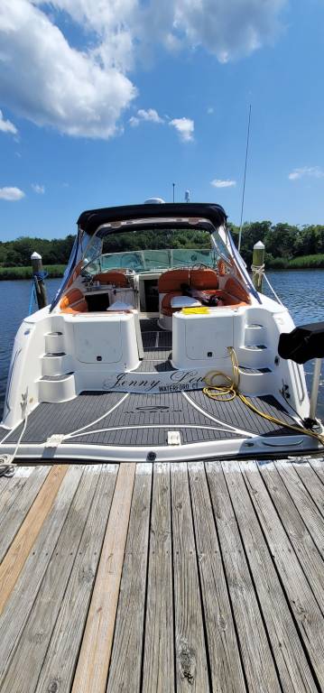 Houseboat New London