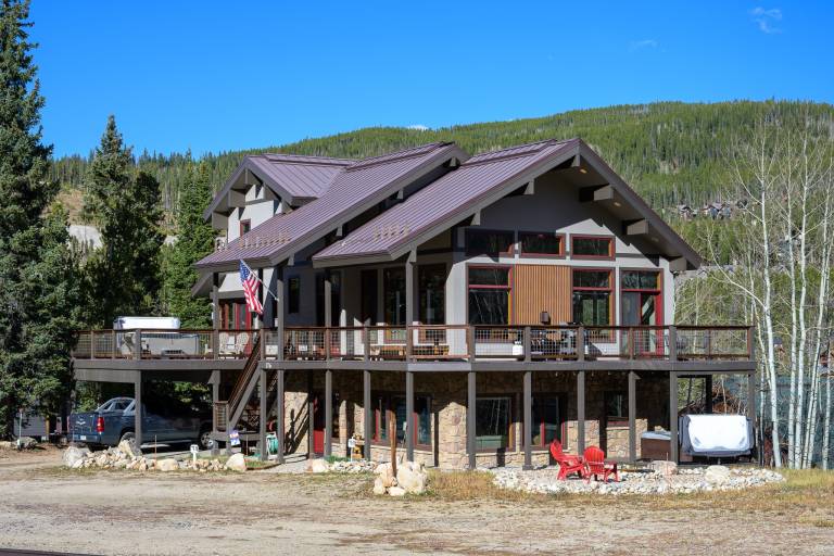 Condo with hot tub | Close to the ski | Pets are welcome — photo 3
