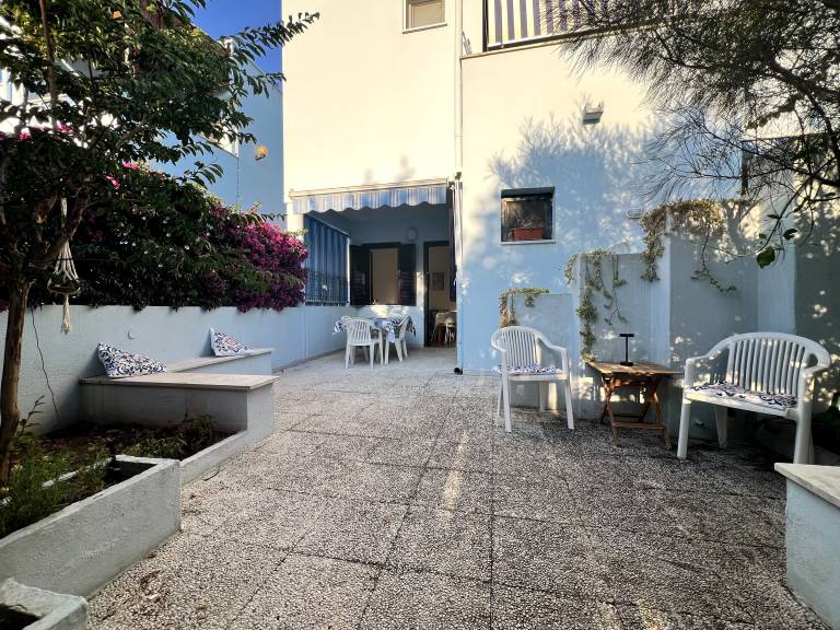 Family-friendly charming holiday apartment with yard | Close to the beach | Pets allowed — photo 2
