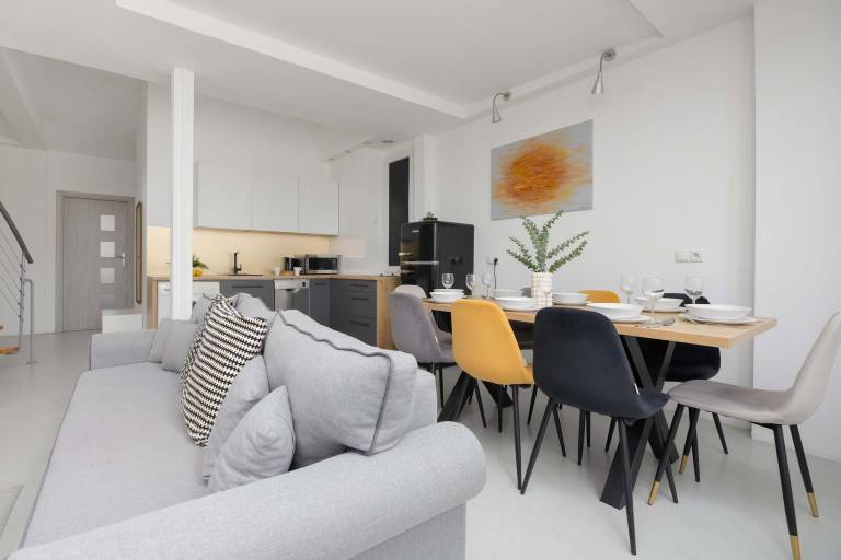Family-friendly holiday apartment with fast internet | Near Próżna Street | Pet-friendly — photo 5