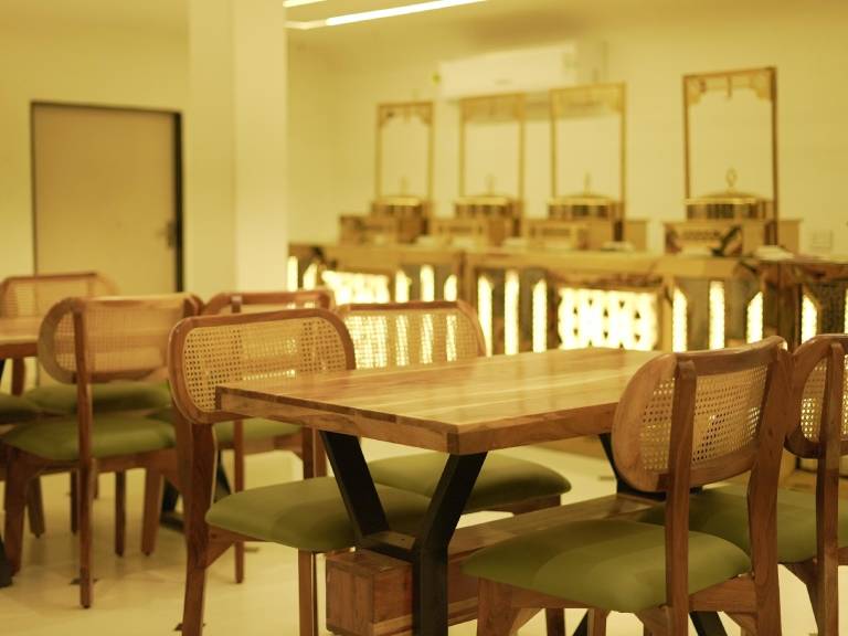 The Lavish Stay — photo 3
