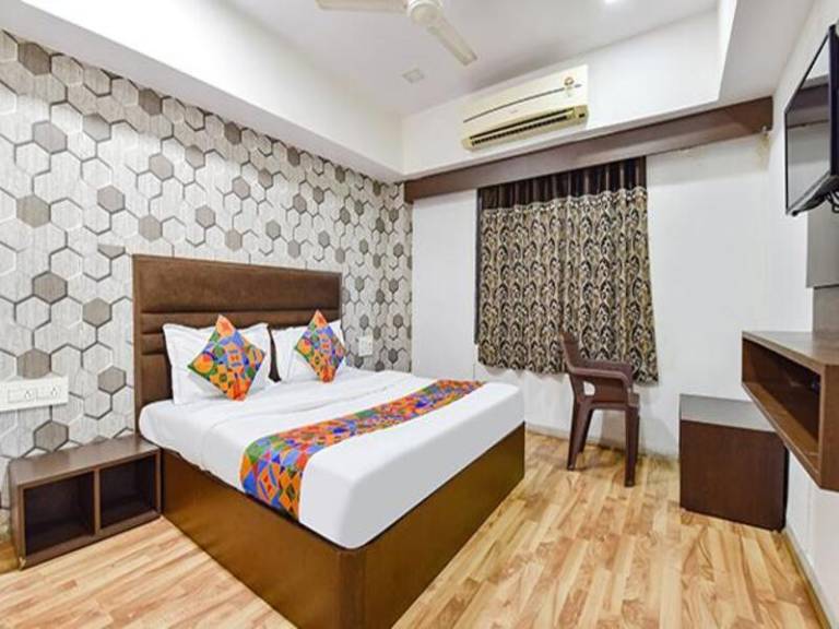 FabHotel Blue Moon I Ahmedabad Railway Station