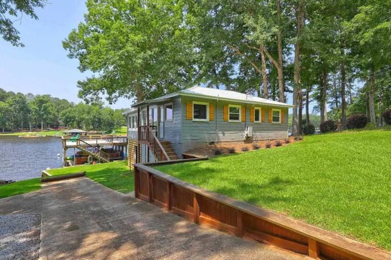 House  Eatonton