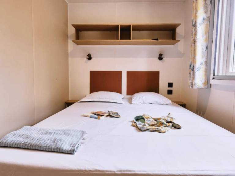  in Saint-Saturnin-lès-Apt für max. 2 Gäste