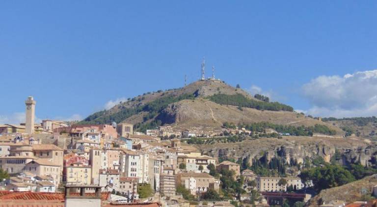 Apartment with patio | Suitable for remote work in Cuenca