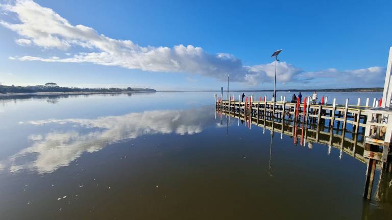 House  Inverloch